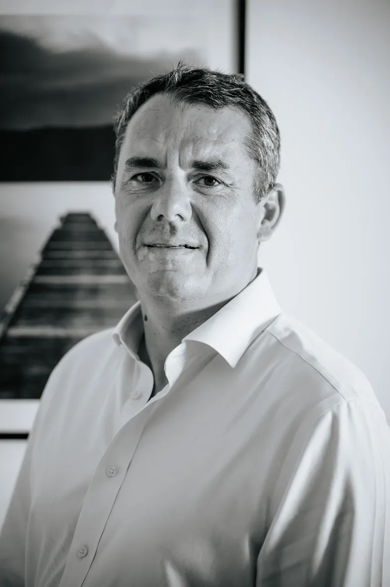 Yann responsable de l'entreprise 10M